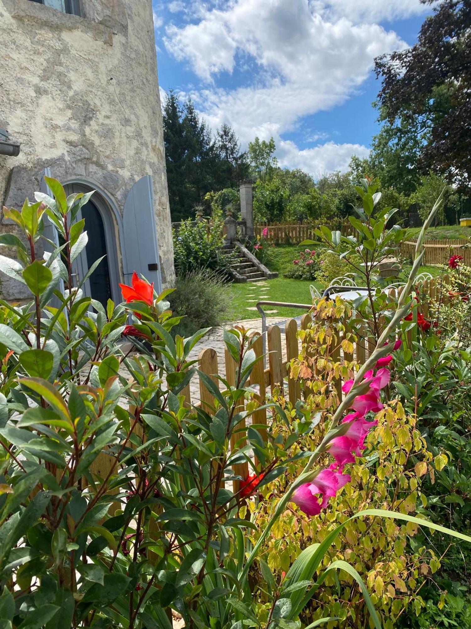 Bed and Breakfast Le Colombier De Malpas Quingey Экстерьер фото